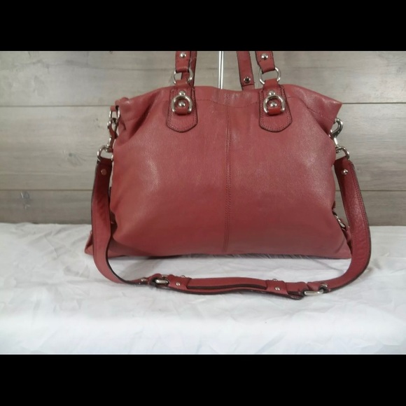 Coach - Picture 3 of 7